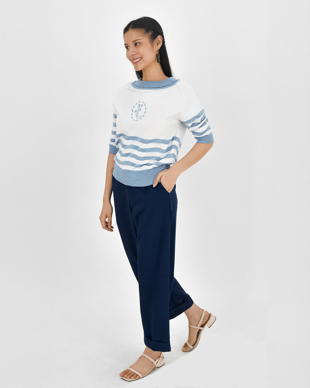 UNICA Tops NYLES Top UNICA Tops NYLES Top