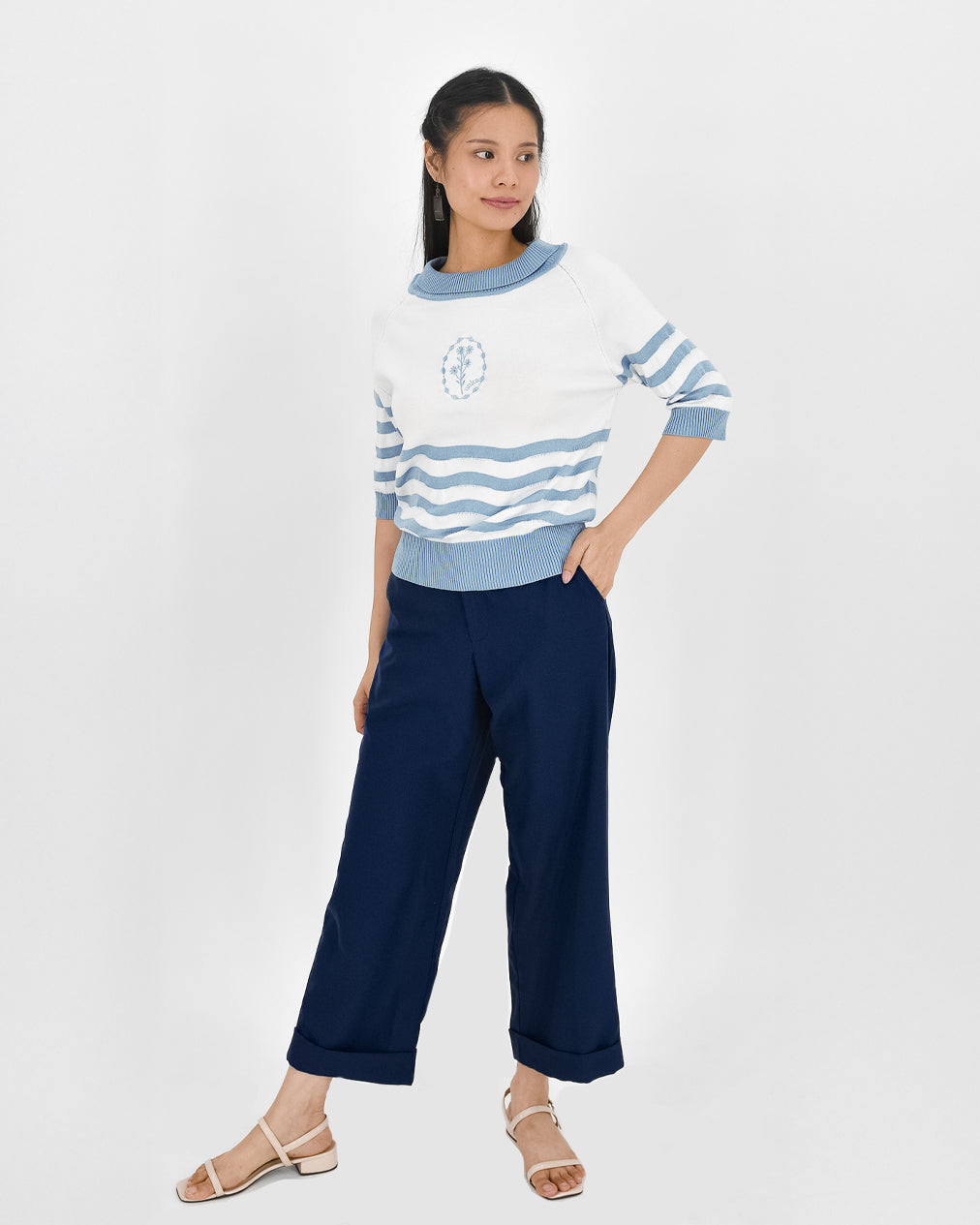 UNICA Tops NYLES Top UNICA Tops NYLES Top