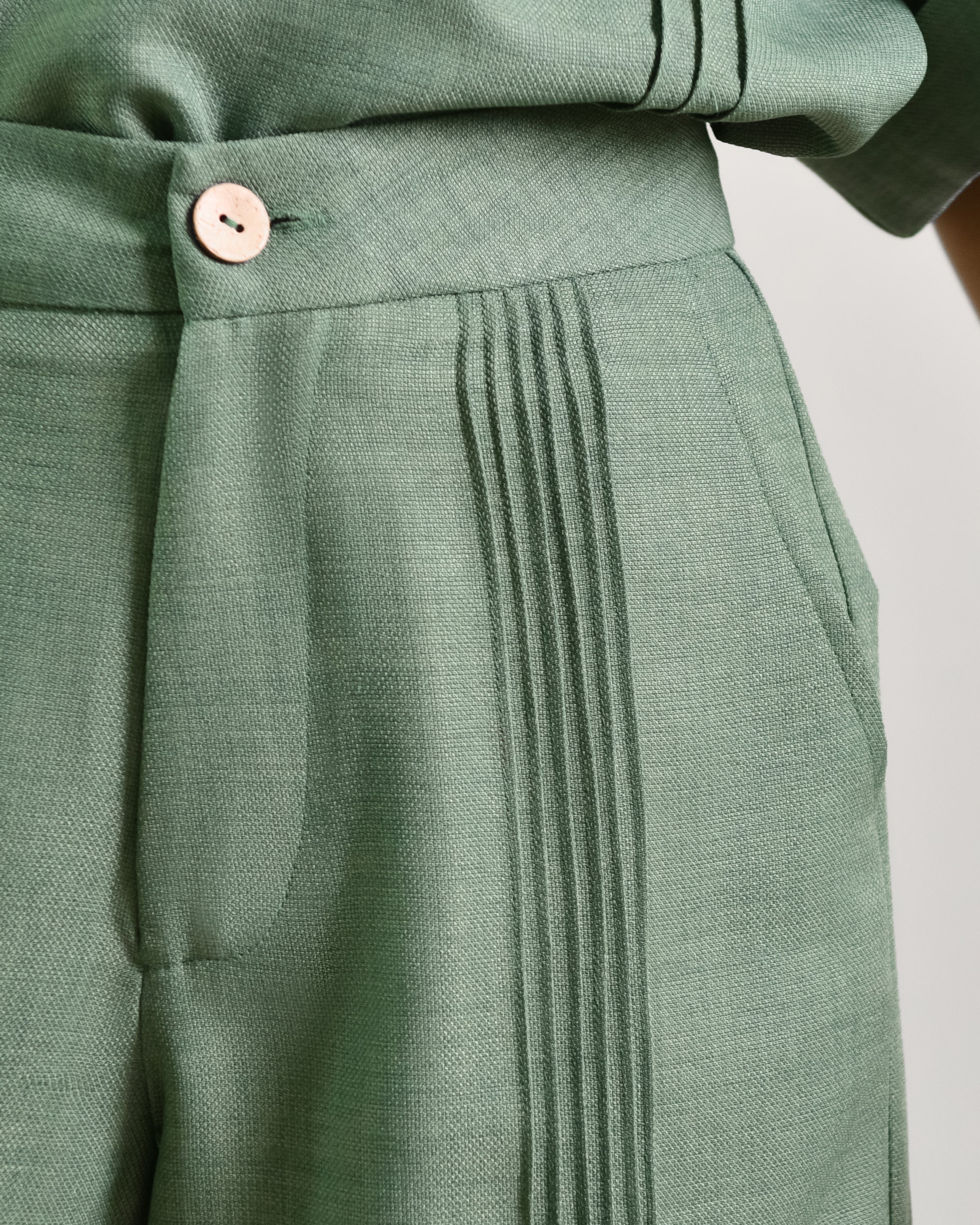 HILTON Shorts