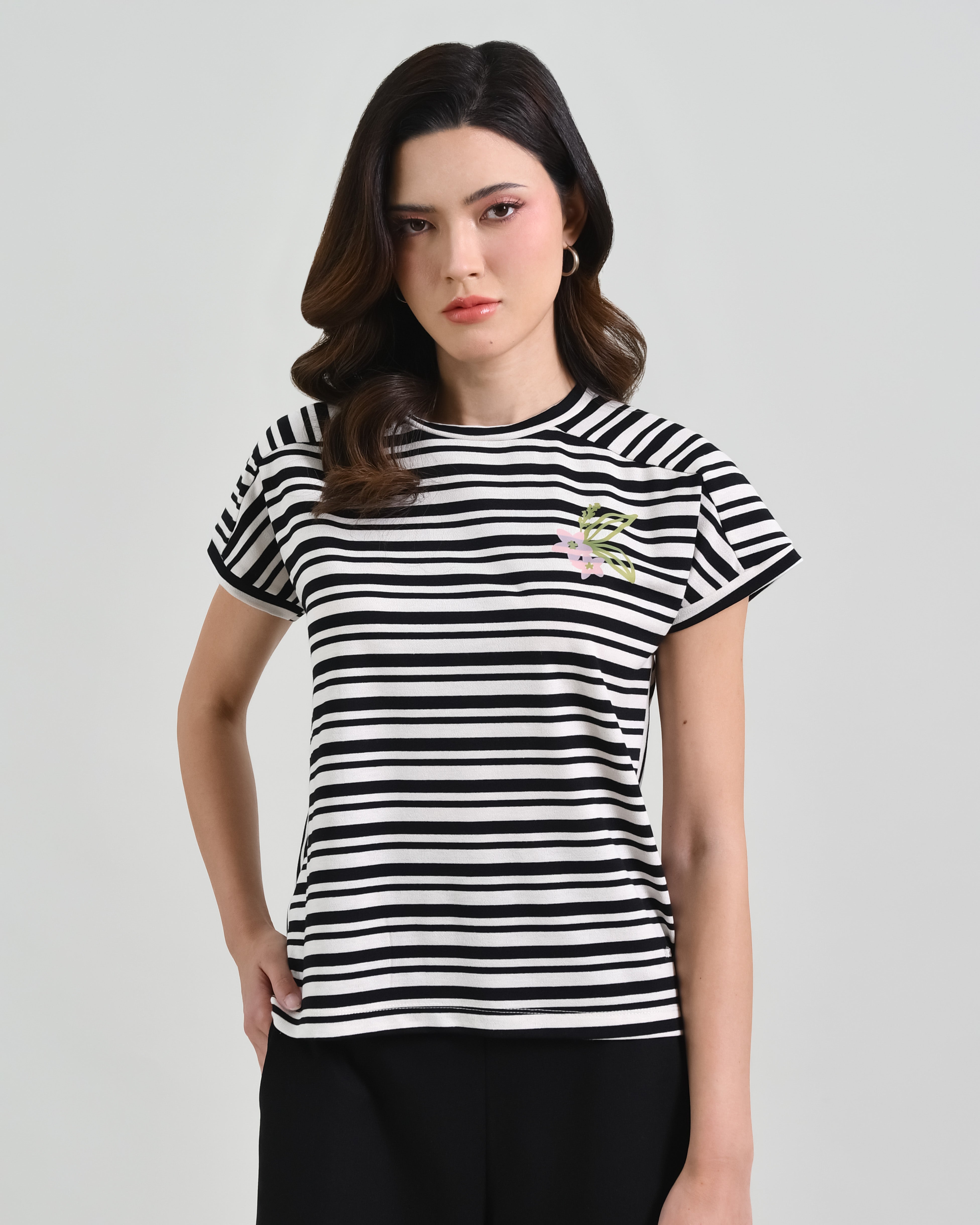 OMEERA Top