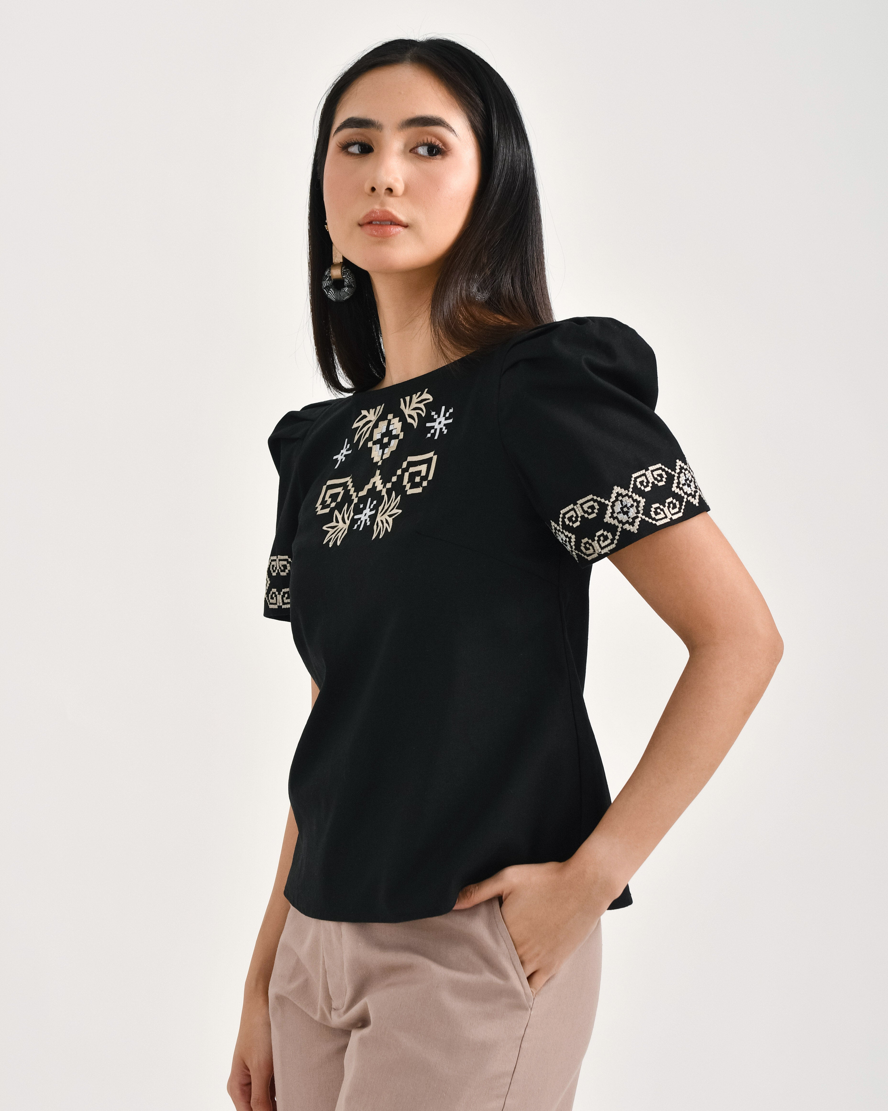 BAYO Tops MAYARI Top
