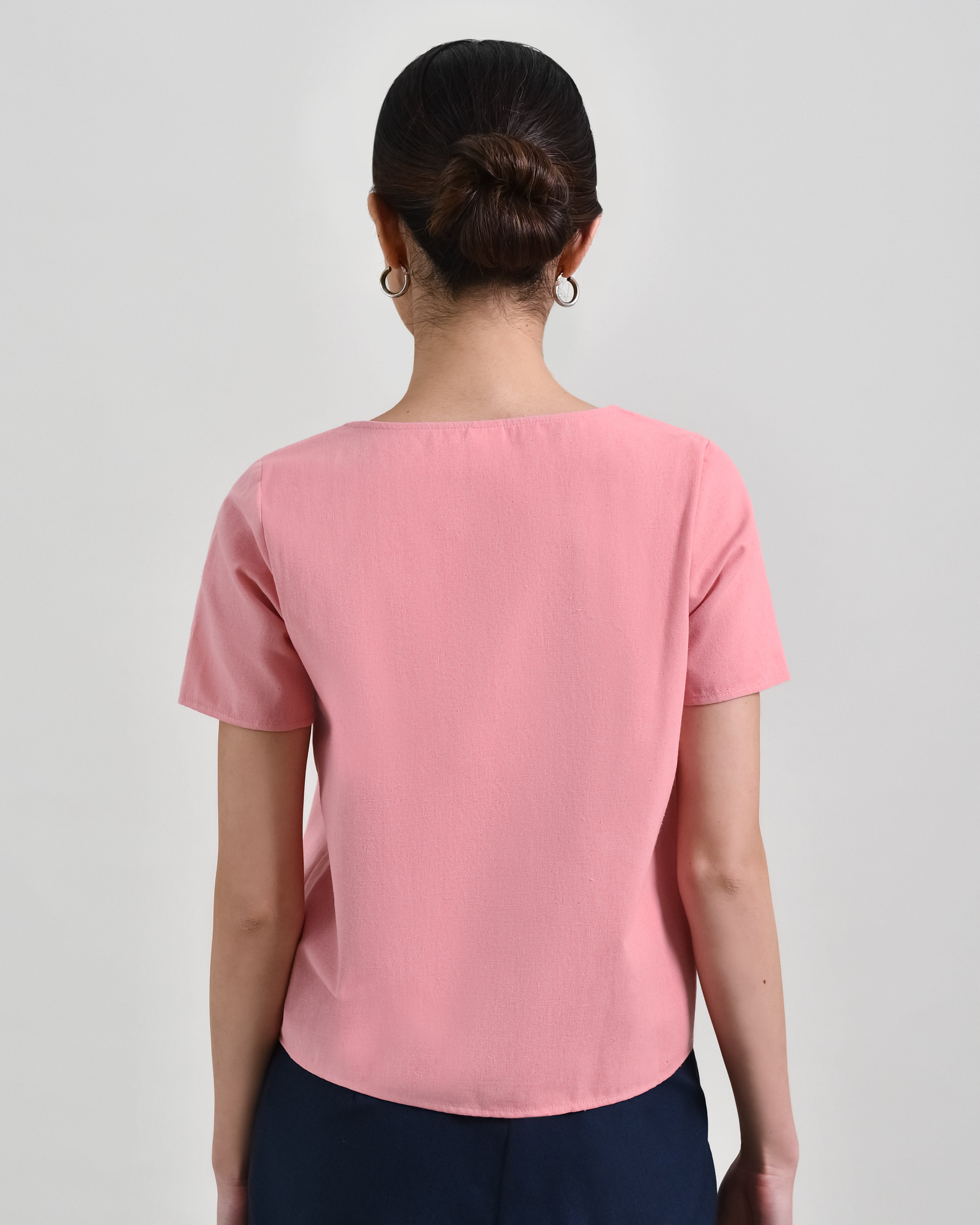 UNICA Tops CHIN Top